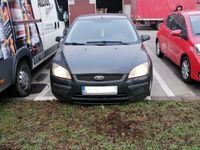 second-hand Ford Focus 1.6i Trend 2007 · 216 000 km · 1 596 cm3 · Benzina