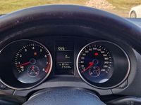 Second-hand VW Golf VI Highline 122 CP (89 kW) 2011 Culoarealbastru Hatchback