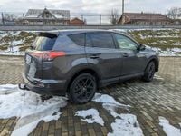 Second-hand Toyota RAV4 Hybrid 147 CP (108 kW) 2018 SUV