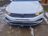 Second-hand VW Passat Business 150 CP (110 kW) 2021 Culoarealb Berlinǎ