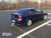 Second-hand Opel Vectra 101 CP (74 kW) 2003 Albastru Cabrio