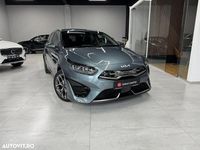 Second-hand Kia Ceed Platinum Edition 141 CP (103 kW) 2022 Culoareverde Hatchback