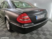 Second-hand Mercedes E280 190 CP (139 kW) 2005 Culoarenegru Berlinǎ