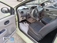 Second-hand Renault Twingo 60 CP (44 kW) 2007 Verde Hatchback