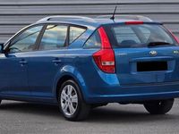 Second-hand Kia Ceed Best 115 CP (84 kW) 2011 Culoarealbastru Hatchback