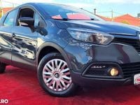 Second-hand Renault Captur Intens 90 CP (66 kW) 2015 Culoarealbastru SUV