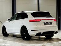Second-hand Porsche Cayenne 340 CP (250 kW) 2019 Culoarealb SUV