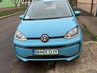 Second-hand VW e-up! 61 kW (83 CP) 2023 Culoarealbastru Hatchback