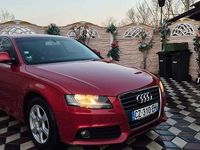 Second-hand Audi A4 Ambiente 136 CP (100 kW) 2009 Culoarerosu Berlinǎ