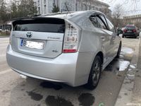 second-hand Toyota Prius gen 3 hybrid