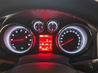 Second-hand Opel Astra Style 140 CP (102 kW) 2013 Culoaregri Hatchback