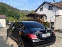 Second-hand Mercedes C220 AMG line 194 CP (142 kW) 2019 Culoarenegru Berlinǎ