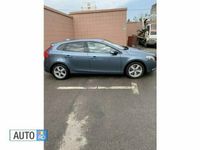 Second-hand Volvo V40 150 CP (110 kW) 2013 Albastru Break
