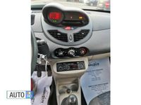 Second-hand Renault Twingo 60 CP (44 kW) 2007 Verde Hatchback