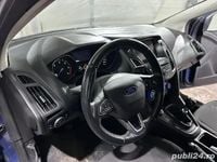 Second-hand Ford Focus 120 CP (88 kW) 2017 Albastru Hatchback