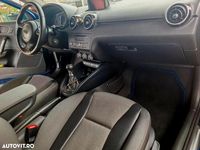 Second-hand Audi A1 105 CP (77 kW) 2011 Culoarealbastru Hatchback