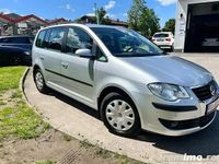Second-hand VW Touran 136 CP (100 kW) 2008 Gri Monovolum