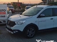 second-hand Dacia Lodgy 7 locuri pe benzina