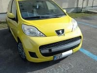 Second-hand Peugeot 107 65 CP (47 kW) 2010 Galben Hatchback