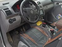 Second-hand VW Touran 103 CP (75 kW) 2008 Gri Monovolum