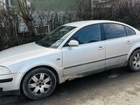 Second-hand VW Passat 180 CP (132 kW) 2003 Gri Berlinǎ