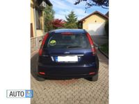 Second-hand Ford Fiesta Trend+ 80 CP (58 kW) 2002 Albastru metalizat Hatchback