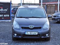 second-hand Toyota Corolla Verso 2.2 D-2D 177CP