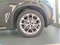 second-hand BMW X5 xDrive30d