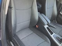 Second-hand BMW 320 143 CP (105 kW) 2010 Albastru Break