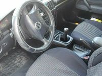 Second-hand VW Passat 105 CP (77 kW) 2000 Alb Break