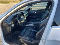 Second-hand Mercedes E200 136 CP (100 kW) 2012 Alb Berlinǎ