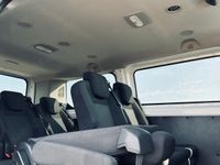second-hand Ford Transit 8+1 locuri, 2.0 diesel, 2017