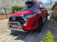 Second-hand Toyota HiLux 150 CP (110 kW) 2020 Rosu Pickup