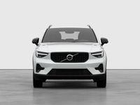 Second-hand Volvo XC40 Plus 2025 ["crystal white"] SUV