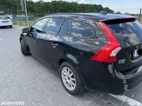 second-hand Volvo V60 D2