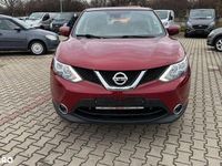 Second-hand Nissan Qashqai N-Connecta 110 CP (80 kW) 2015 Culoarerosu SUV