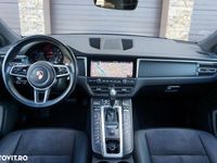 Second-hand Porsche Macan 245 CP (180 kW) 2020 Culoarenegru SUV