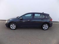 Second-hand VW Golf VIII Life 116 CP (85 kW) 2023 Gri inchisnormal