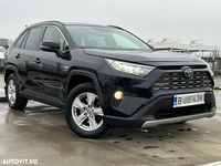 Second-hand Toyota RAV4 Hybrid 178 CP (130 kW) 2021 Culoarenegru SUV