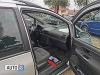 Second-hand VW Sharan 115 CP (84 kW) 2006 Argintiu Monovolum
