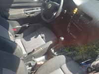 Second-hand VW Golf IV 90 CP (66 kW) 2001 Albastru Hatchback