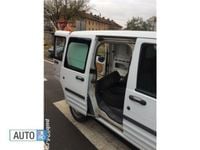Second-hand Ford Tourneo 75 CP (55 kW) 2008 Alb Monovolum