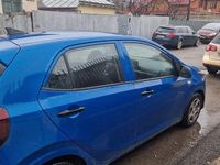 Second-hand Kia Picanto 79 CP (58 kW) 2024 Culoarealbastru Hatchback