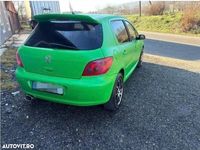 Second-hand Peugeot 307 CC 138 CP (101 kW) 2004 Culoareverde Cabrio