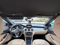 Second-hand Mercedes GLA220 170 CP (125 kW) 2015 Culoaremaro SUV