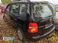 second-hand VW Touran benzin 1.6 FSI-automat-DSG-2004-clima-Finantare