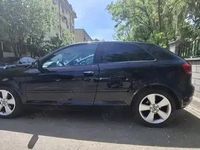 Second-hand Audi A3 140 CP (102 kW) 2011 Negru Hatchback