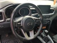 Second-hand Kia Ceed 120 CP (88 kW) 2019 Maro Hatchback