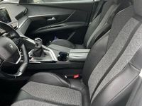 second-hand Peugeot 3008 1.2 PureTech Turbo S&S Allure