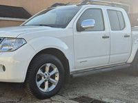 Second-hand Nissan Navara 190 CP (139 kW) 2012 Culoarealb Pickup